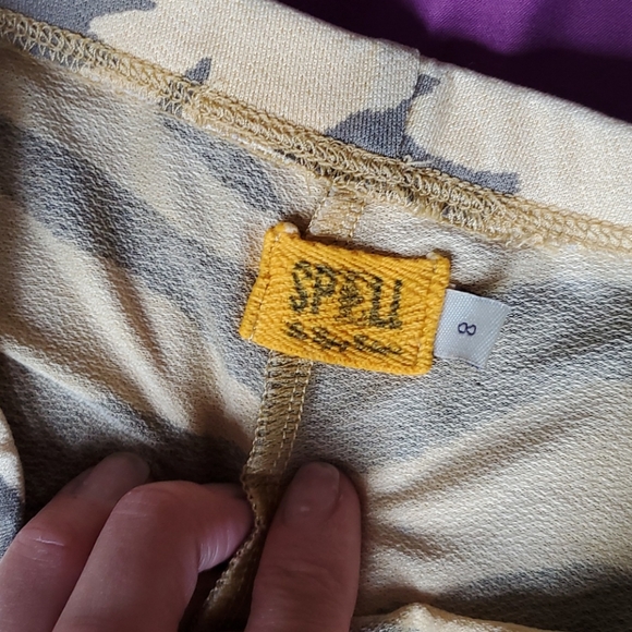 Vintage Spell Leggings - Picture 9 of 11